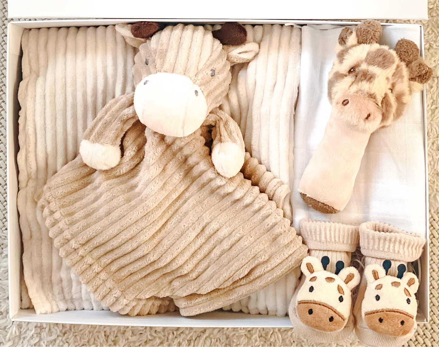 New Baby Neutral Giraffe Gift Box