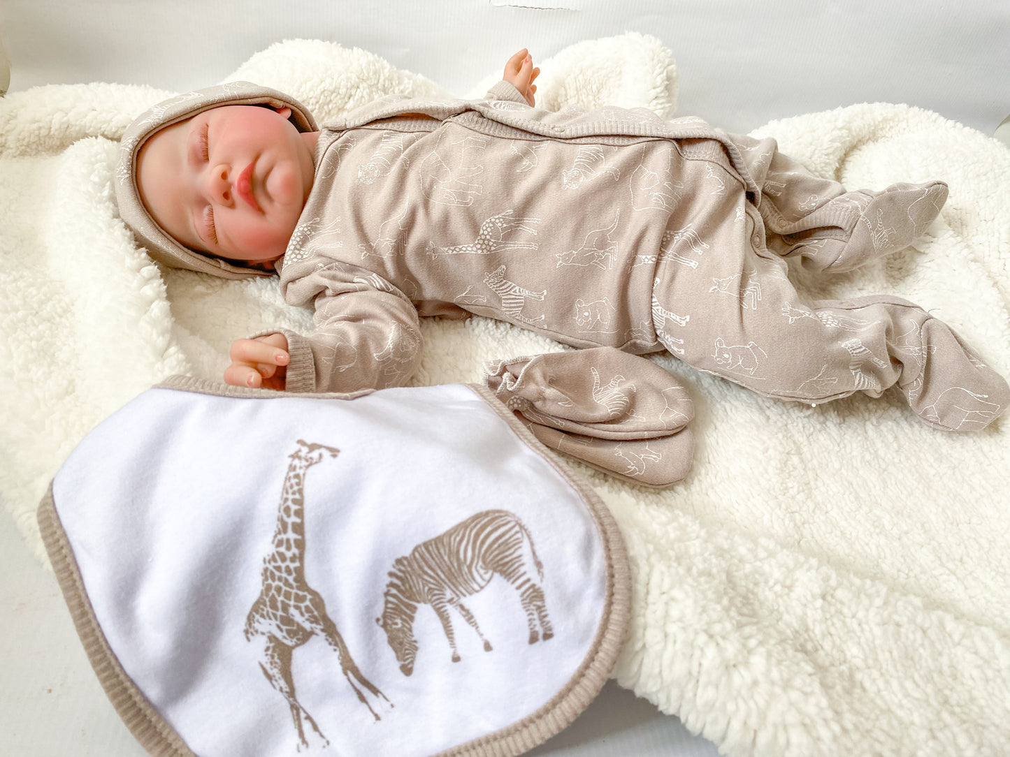 Unisex 5pc Giraffe Safari Outfit Gift Set